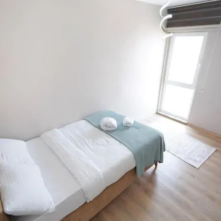 Διαμέρισμα Two Bedroom King Deluxe Is9 *
