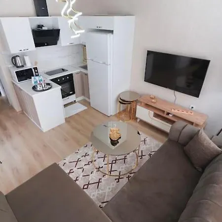 Two Bedroom King Deluxe Is9