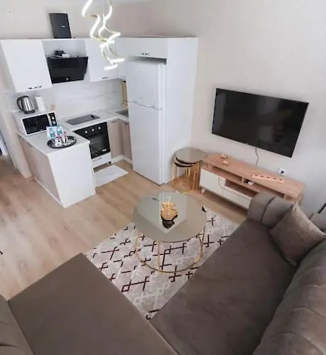 Two Bedroom King Deluxe Is9